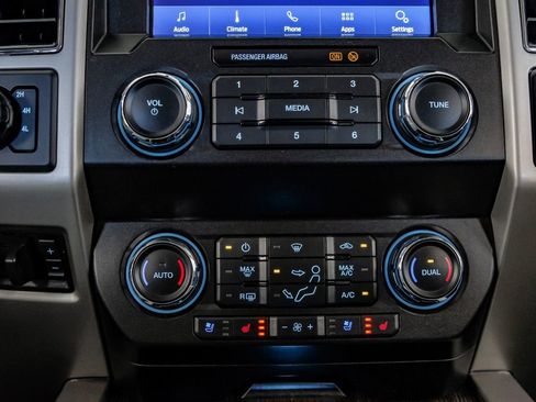 Used 2021 Ford F350 Lariat w/ Lariat Value Package image 26