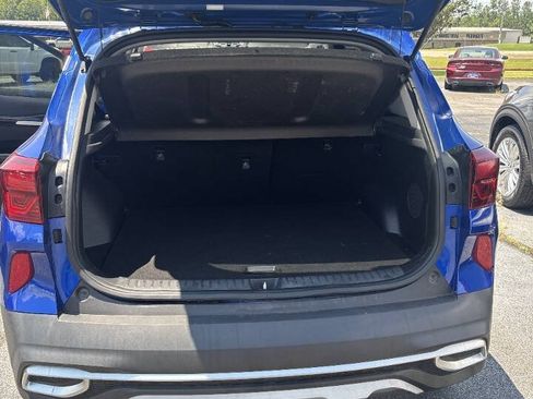 Used 2021 Kia Seltos SX w/ SX Sunroof Package AWD/4WD image 18