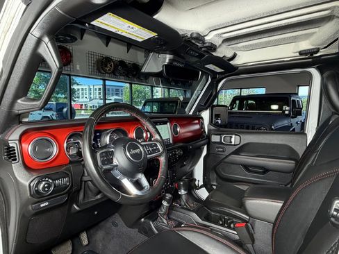 Used 2021 Jeep Gladiator Rubicon image 16