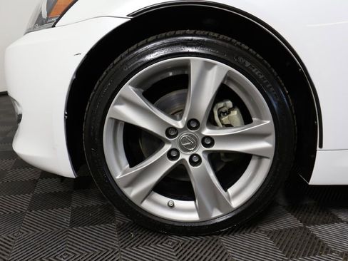 Used 2014 Lexus IS 250C 250 w/ Luxury Package image 57