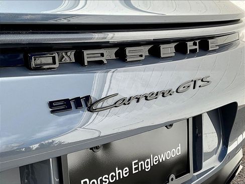 Certified 2024 Porsche 911 Carrera GTS image 33