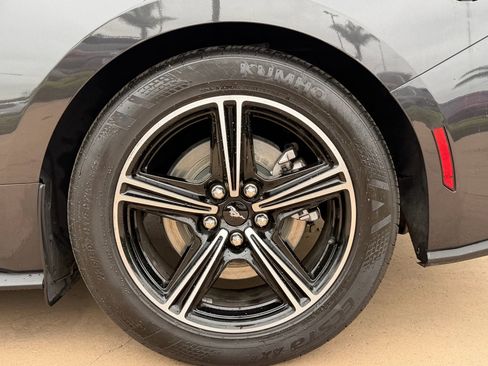 Used 2024 Ford Mustang Coupe RWD image 8