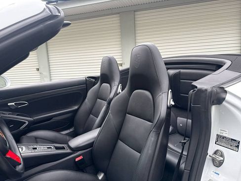 Used 2019 Porsche 911 Turbo S AWD/4WD image 9
