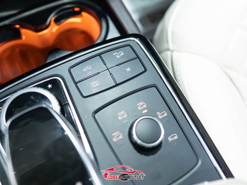 Used 2019 Mercedes-Benz GLS 550 4MATIC w/ Grand Edition Package image 38