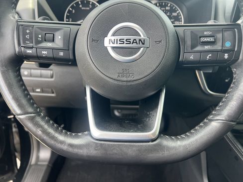 Certified 2021 Nissan Rogue SL w/ Premium Package FWD image 8