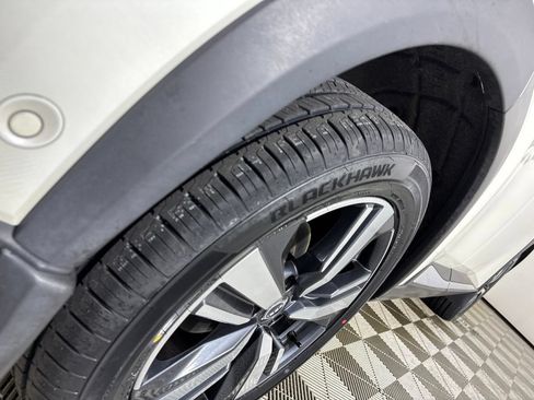 Used 2023 Nissan Rogue SL w/ SL Premium Package AWD/4WD image 38