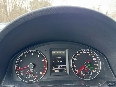 Used 2010 Volkswagen Eos Komfort image 15