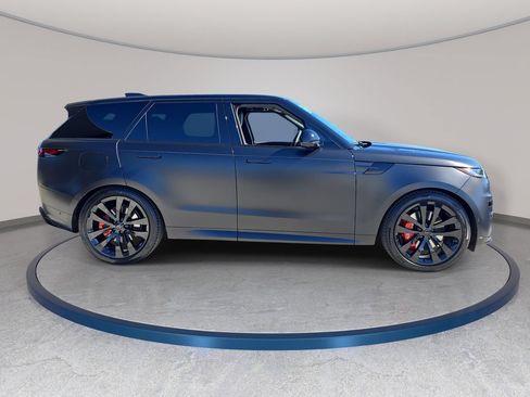 New 2026 Land Rover Range Rover Sport Dynamic SE AWD/4WD image 4