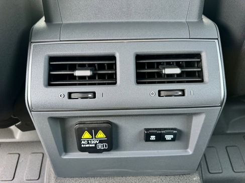 New 2025 INEOS Grenadier AWD/4WD image 17