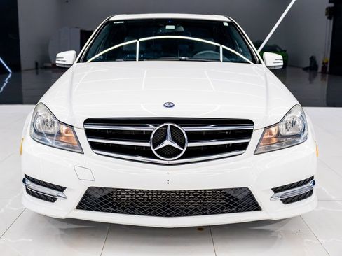 Used 2014 Mercedes-Benz C 250 Sedan image 7