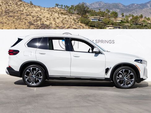Used 2024 BMW X5 xDrive40i w/ Parking Assistance Package AWD/4WD image 6
