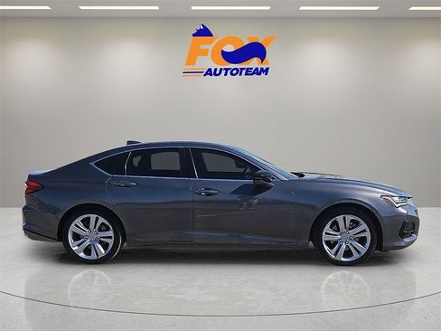 Used 2022 Acura TLX w/ Technology Package image 6