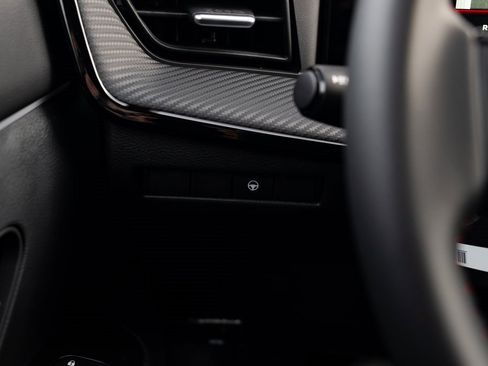 New 2026 Nissan Kicks SR image 13