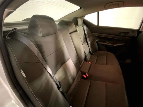 Used 2024 Nissan Altima 2.5 SV AWD/4WD image 23
