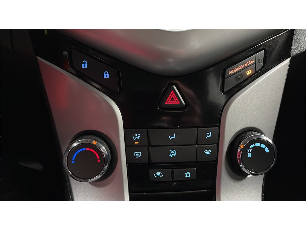 Used 2012 Chevrolet Cruze LT FWD image 14