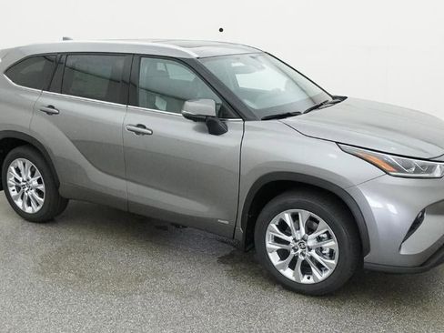 New 2026 Toyota Highlander Limited AWD/4WD image 12