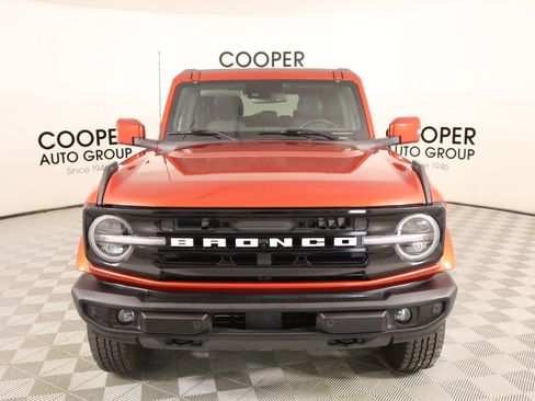 Used 2024 Ford Bronco Outer Banks image 10