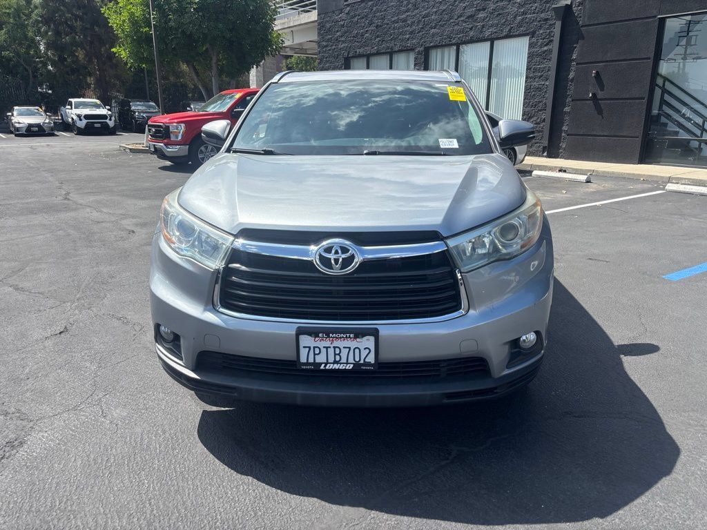 Used 2015 Toyota Highlander XLE FWD image 9