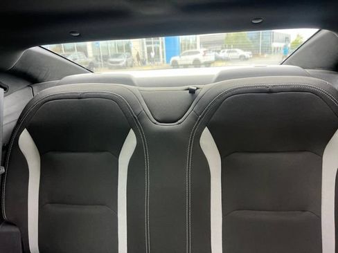 Used 2021 Chevrolet Camaro LT RWD image 15