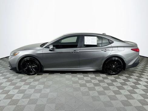 Used 2026 Toyota Camry SE FWD image 5