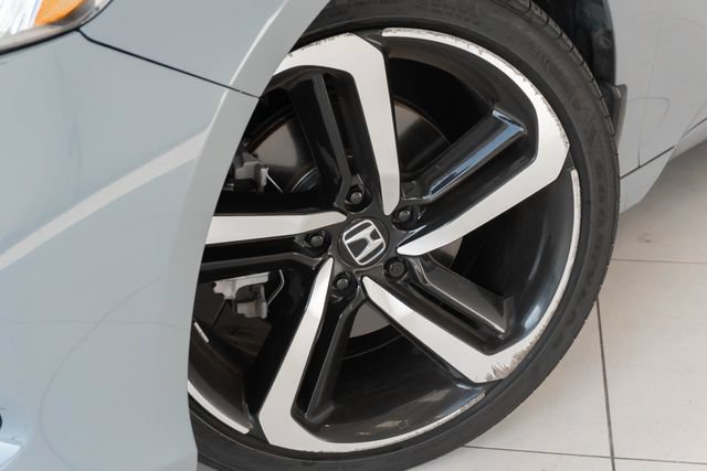 Used 2022 Honda Accord Sport image 2