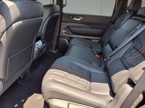 New 2025 Nissan Armada PRO-4X w/ Pro-4X Premium Package image 12