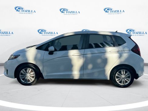 Used 2017 Honda Fit LX image 2