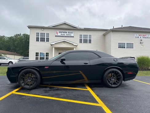 Used 2018 Dodge Challenger T/A RWD image 1