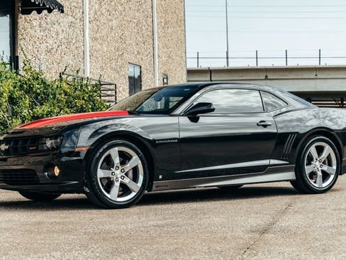 Used 2010 Chevrolet Camaro SS w/ LPO, Ground Effects Package RWD image 54