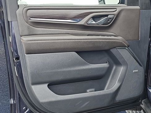 Used 2023 GMC Yukon Denali image 14