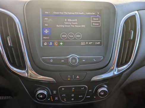 Used 2022 Chevrolet Equinox LT image 16