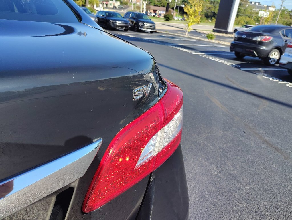 Used 2015 Nissan Sentra SV FWD image 6