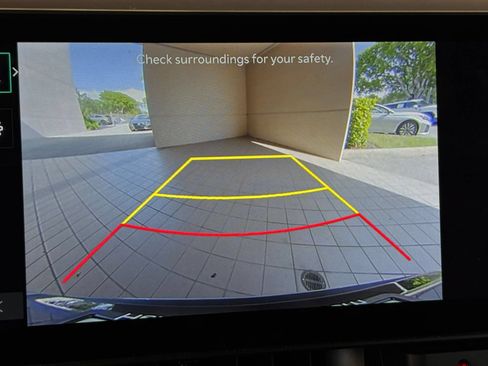Used 2026 Kia Carnival FWD image 21