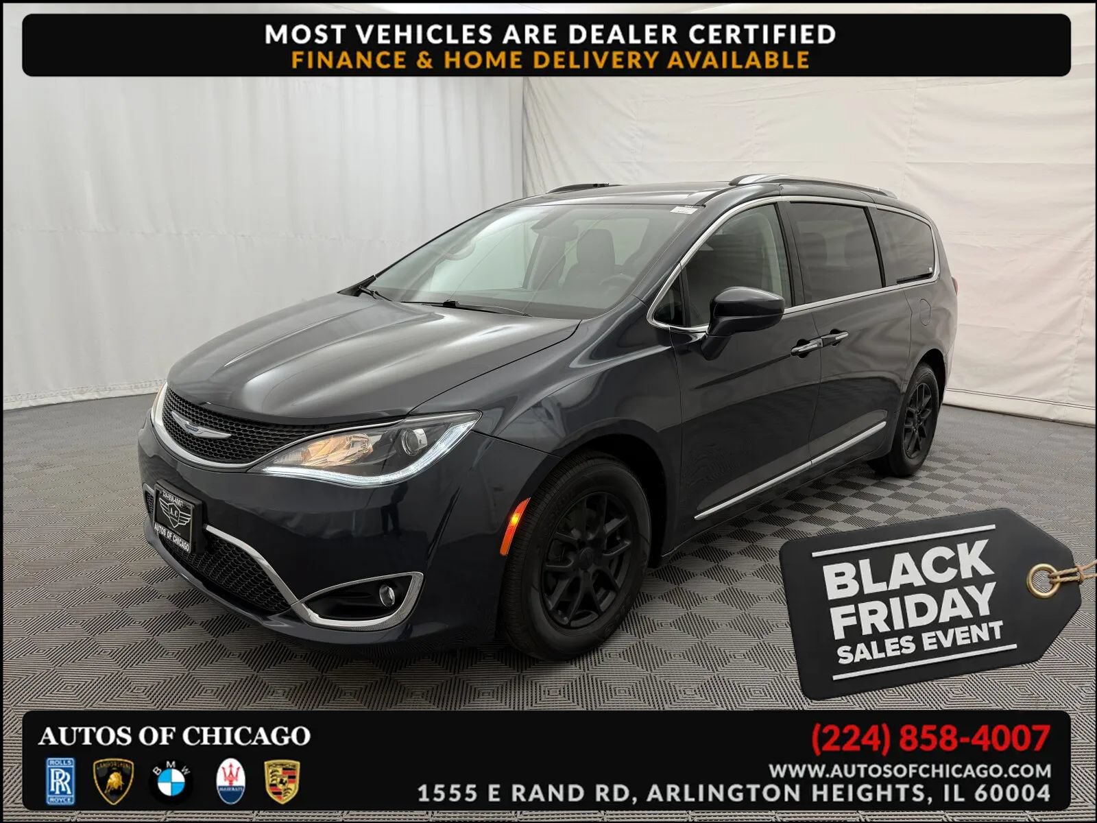 Used 2020 Chrysler Pacifica Touring-L FWD image 1