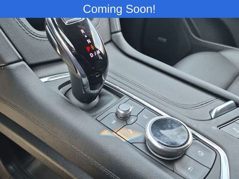 Used 2023 Cadillac XT5 Luxury w/ LPO, Floor Liner Package AWD/4WD image 30