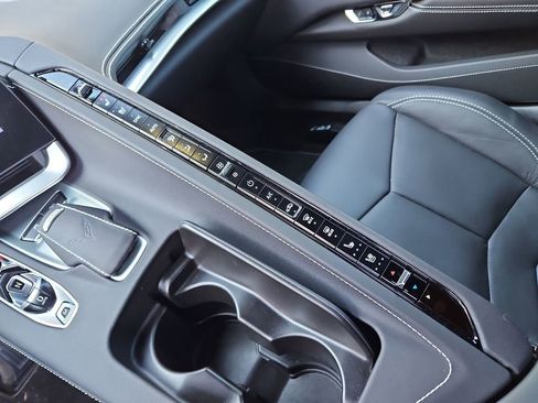 Used 2025 Chevrolet Corvette Stingray Preferred Cpe w/ Battery Protection Package image 20