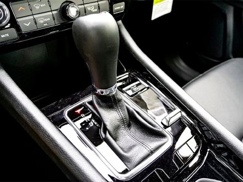 New 2026 Jeep Compass Latitude image 16