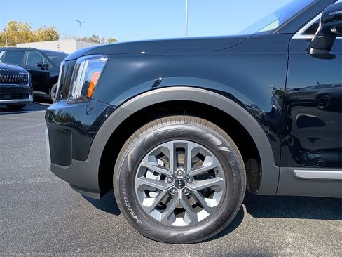 New 2025 Kia Telluride LX image 16