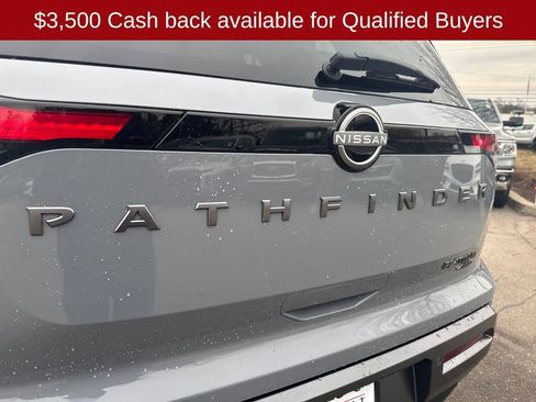 New 2026 Nissan Pathfinder Platinum image 43