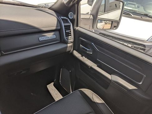 New 2026 RAM 3500 Laramie AWD/4WD image 14