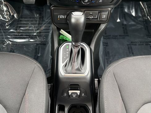 Certified 2023 Jeep Renegade Trailhawk image 24