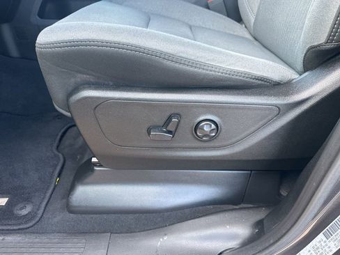 Used 2019 RAM 1500 Big Horn image 16