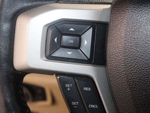 Used 2018 Ford F250 Lariat w/ Chrome Package AWD/4WD image 23