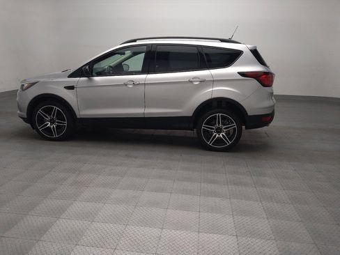 Used 2019 Ford Escape SEL FWD image 3
