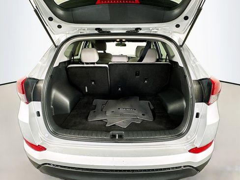 Used 2017 Hyundai Tucson SE image 23