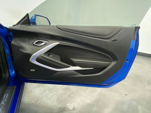 Used 2016 Chevrolet Camaro SS RWD image 39