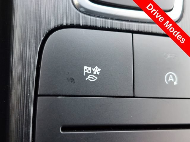 Used 2025 Ford Escape ST-Line FWD image 13
