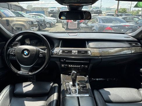 Used 2015 BMW 750Li xDrive AWD/4WD image 55