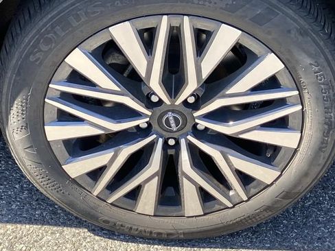 Used 2024 Nissan Altima 2.5 SV FWD image 27