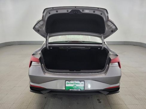 Used 2023 Hyundai Elantra SEL w/ Preferred Accessory Package image 29